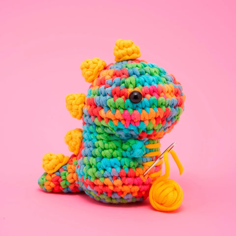 Woobles- Fred the Dinosaur Kit – Candy Skein