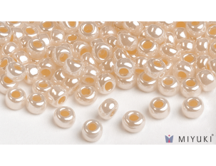 Miyuki 6/0 Glass Beads- 516 Pale Gold Ceylon