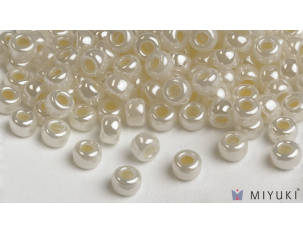 Miyuki 6/0 Glass Beads- 527 Dark Ivory Ceylon